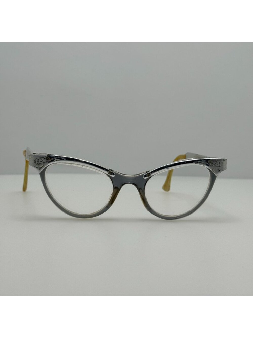 SRO Eyeglasses Eye Glasses Frames USA 5 1/2 Vintage Aluminum Cat Eye